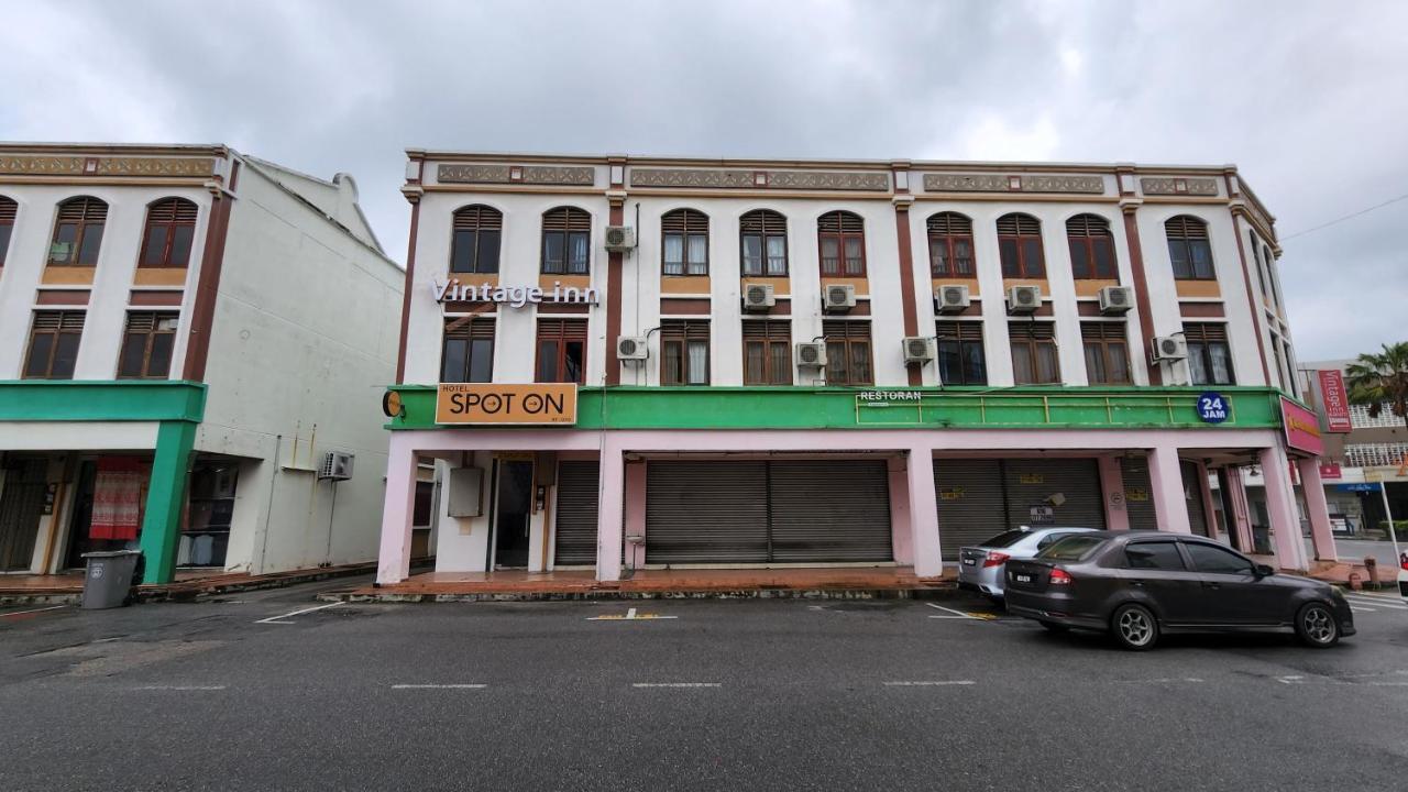 Vintage Inn Malacca Esterno foto